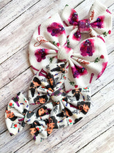 Load image into Gallery viewer, Selena Bows