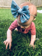 Load image into Gallery viewer, Sweet Weather Bows