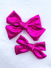 Load image into Gallery viewer, Love Collection Hand Tied Bows