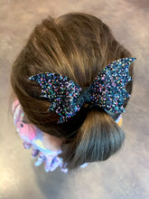 Cargar imagen en el visor de la galería, Glitter Bat Bows