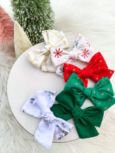 Load image into Gallery viewer, Holiday Hand Tied Bows