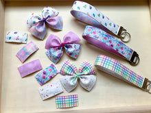 Load image into Gallery viewer, Spring Butterfly Bows & Snap Clips