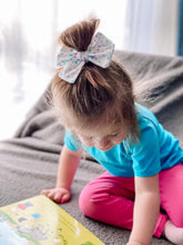 Load image into Gallery viewer, Spring Pastels Hand Tied