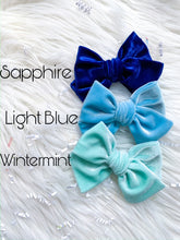 Load image into Gallery viewer, Blues Velvets