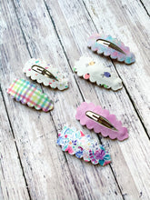 Load image into Gallery viewer, Spring Butterfly Bows & Snap Clips